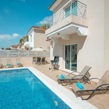 Pernera 173 Villa